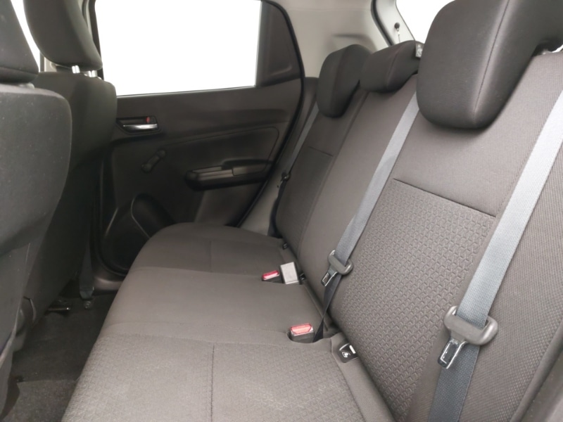 Used Suzuki Swift 2021 for sale - 77956167: Photo 6