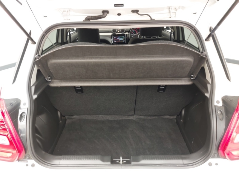 Used Suzuki Swift 2021 for sale - 77956167: Photo 8