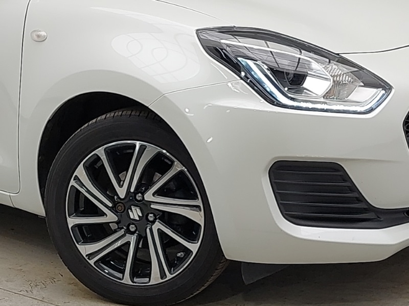 Used Suzuki Swift 2021 for sale - 77956167: Photo 9