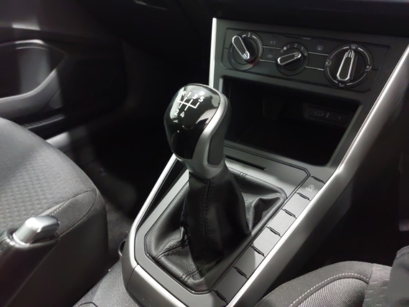 Used Volkswagen Polo 2024 for sale - 76639956: Photo 12