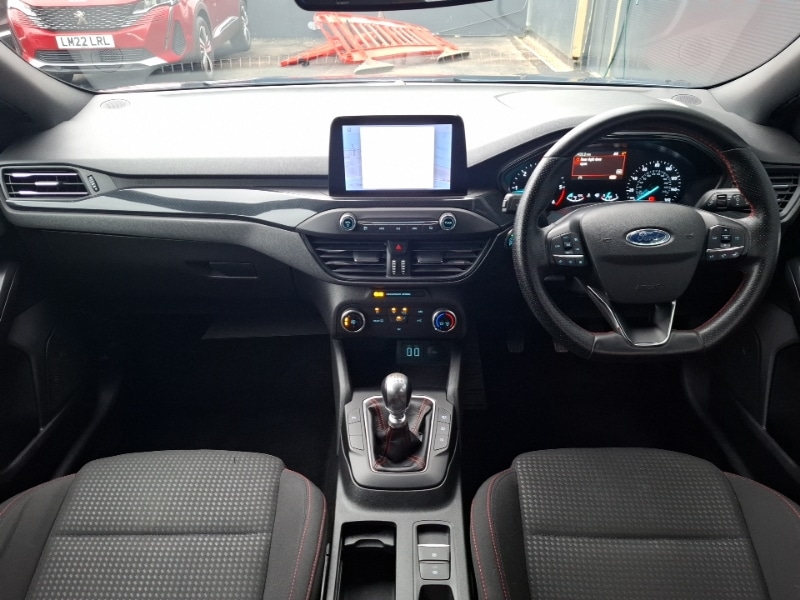 Used Ford Focus 2021 for sale - 77606630: Photo 2