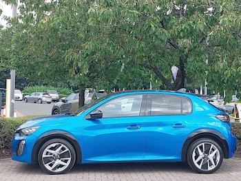 Used Peugeot 208 2024 for sale - 76182843: Photo 4
