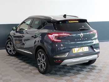 Used Renault Captur 2023 for sale - 77401573: Photo
