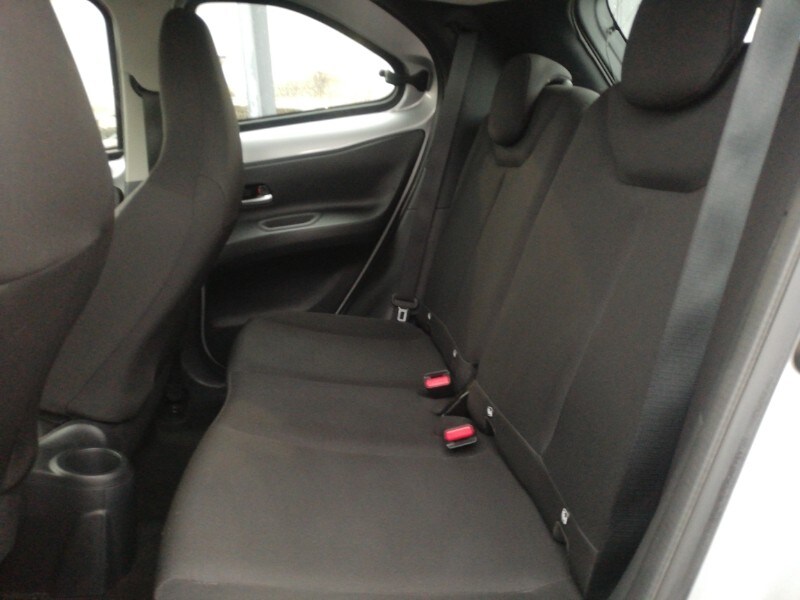 Used Toyota Aygo X 2023 for sale - 77817539: Photo 6