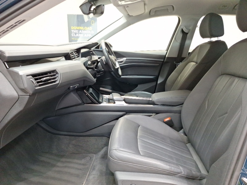 Used Audi e-tron 2020 for sale - 77847950: Photo 5