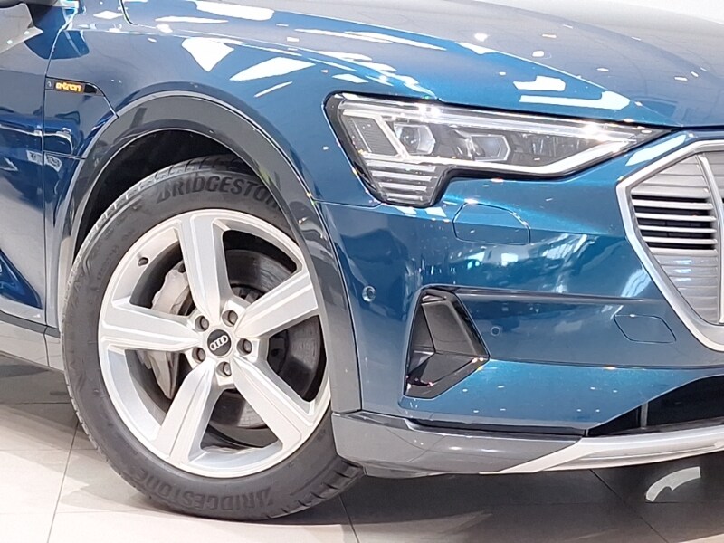 Used Audi e-tron 2020 for sale - 77847950: Photo 9