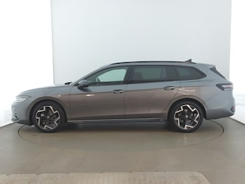 Used Volkswagen Passat 2025 for sale - 78290638: Photo