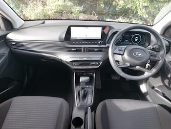 Used Hyundai i20 2022 for sale - 75887492: Photo