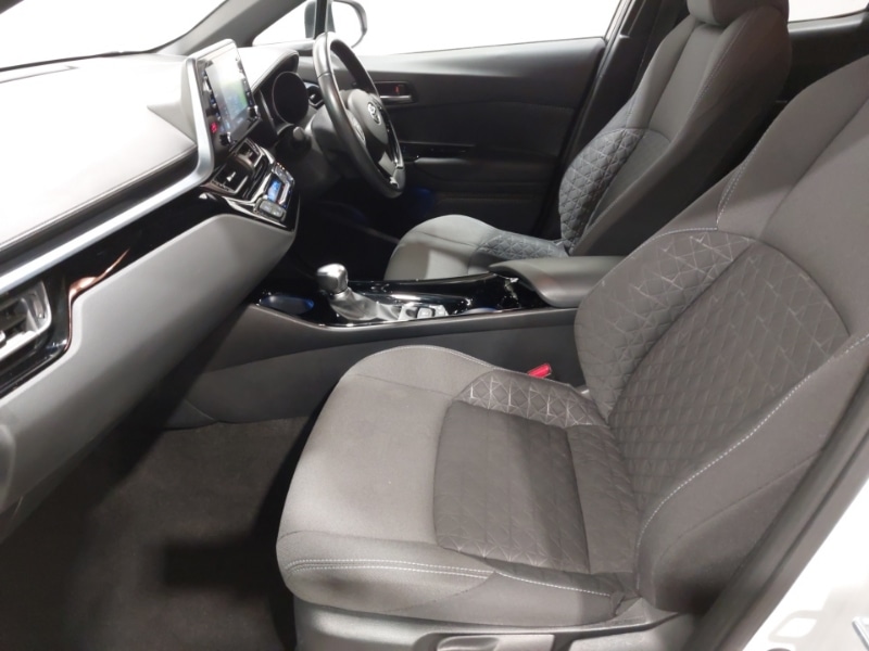 Used Toyota C-HR 2021 for sale - 77380449: Photo 5