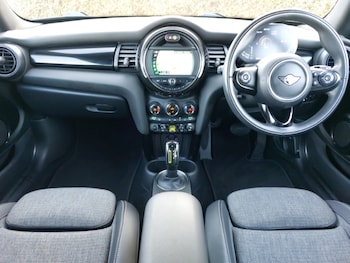 Used MINI Hatch 2021 for sale - 77657193: Photo