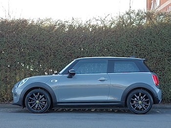 Used MINI Hatch 2021 for sale - 77657193: Photo