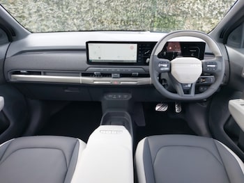 Used Kia EV3 2025 for sale - 77674487: Photo