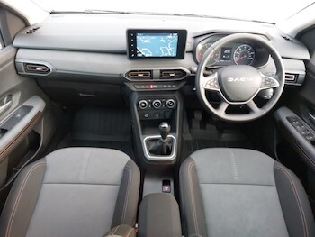 Used Dacia Sandero Stepway 2024 for sale - 77330201: Photo