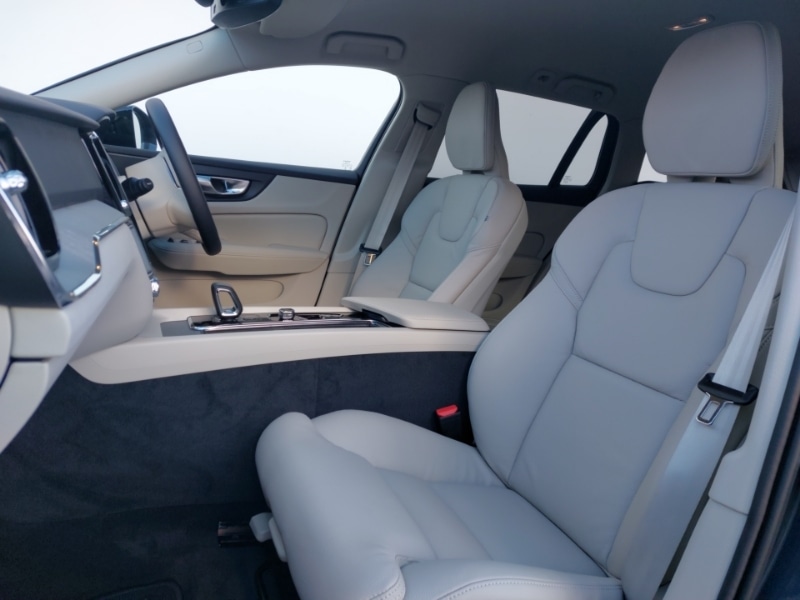 Used Volvo V60 2025 for sale - 77833064: Photo 5