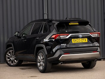 Used Toyota RAV4 2023 for sale - 78795378: Photo