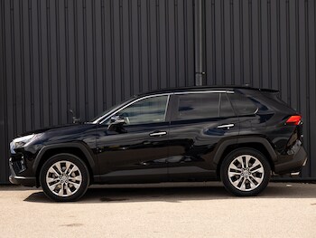 Used Toyota RAV4 2023 for sale - 78795378: Photo
