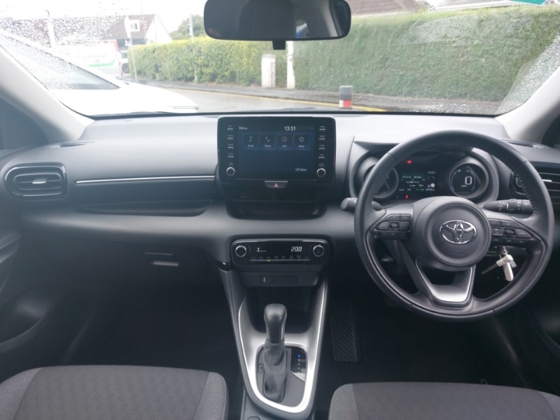 Used Toyota Yaris 2022 for sale - 76380416: Photo 2