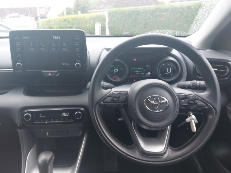 Used Toyota Yaris 2022 for sale - 76380416: Photo 7
