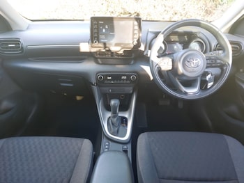 Used Toyota Yaris 2022 for sale - 77115731: Photo