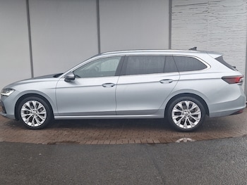 Used Skoda Superb 2024 for sale - 76614599: Photo