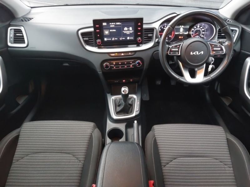 Used Kia Ceed 2023 for sale - 76889505: Photo 2