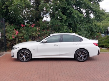 Used BMW 3 Series 2023 for sale - 78928116: Photo