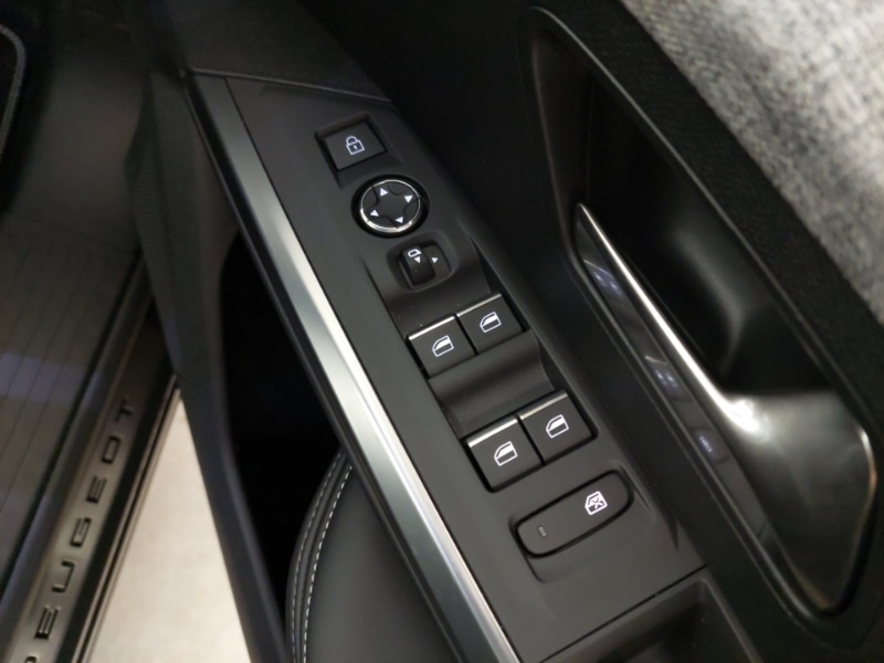 Used Peugeot 3008 2024 for sale - 76331404: Photo 12