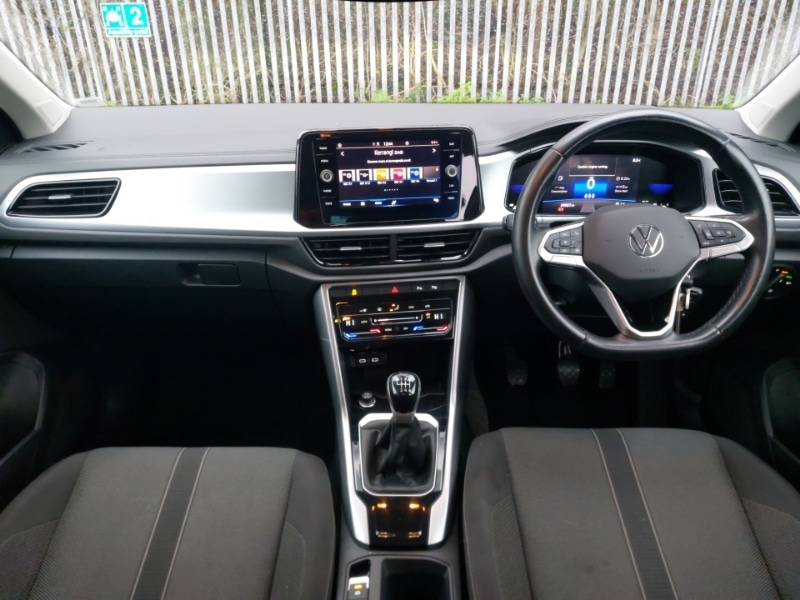 Used Volkswagen T-Roc 2022 for sale - 76983673: Photo 2