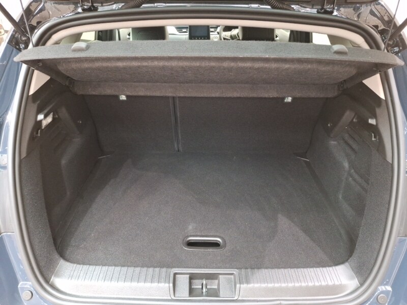 Used Renault Captur 2023 for sale - 77184536: Photo 8