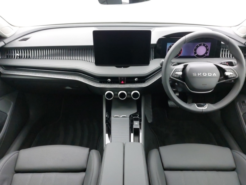 Used Skoda Superb 2025 for sale - 77122928: Photo 2