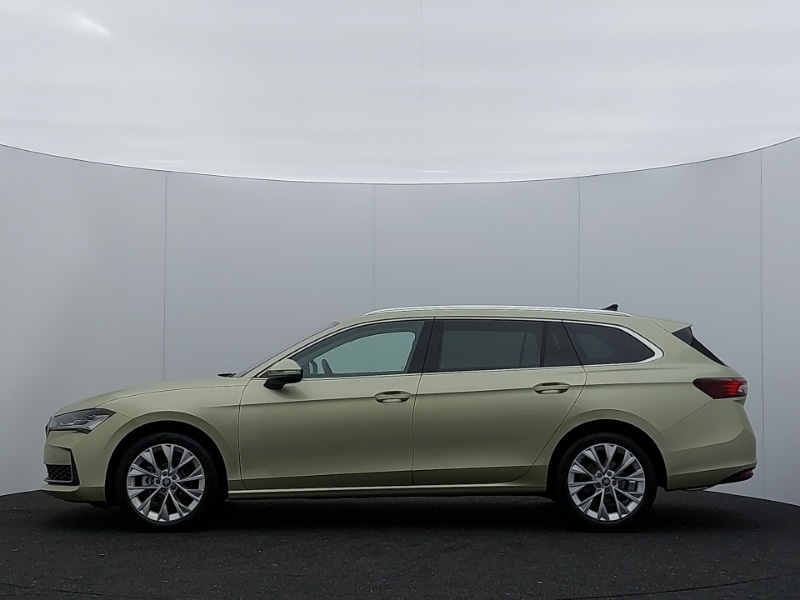 Used Skoda Superb 2025 for sale - 77122928: Photo 4