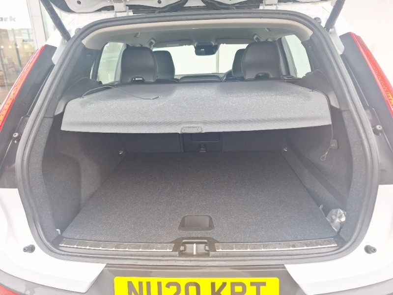 Used Volvo XC40 2020 for sale - 77053841: Photo 8