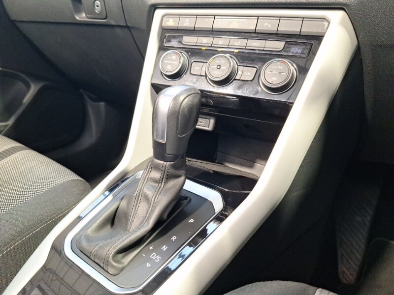 Used Volkswagen T-Roc 2021 for sale - 77876194: Photo 11