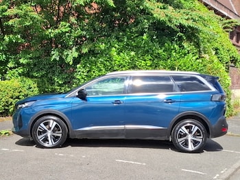 Used Peugeot 5008 2023 for sale - 79208188: Photo