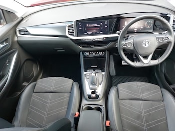 Used Vauxhall Grandland 2023 for sale - 76262095: Photo 2