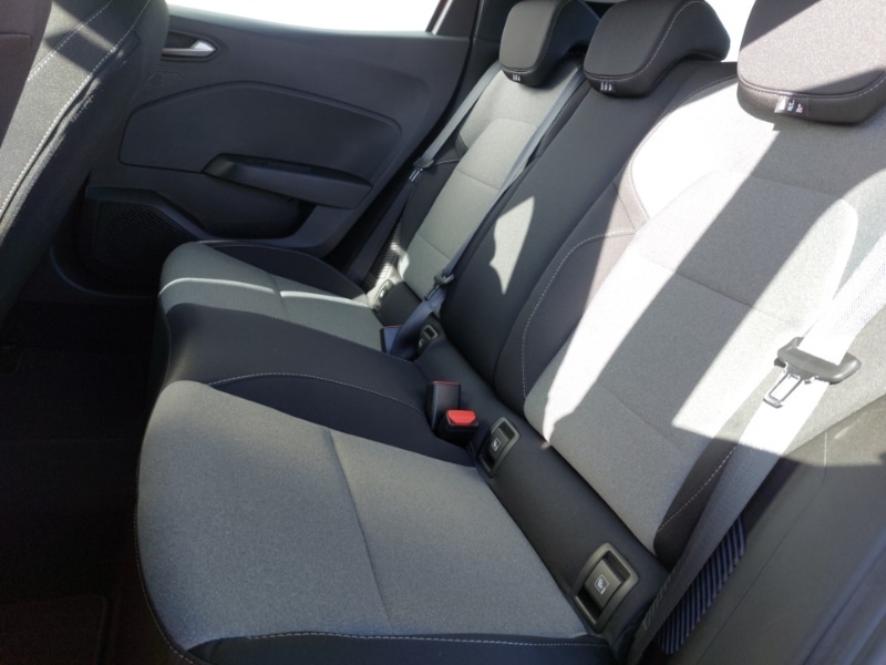 Used Renault Clio 2024 for sale - 77954778: Photo 6