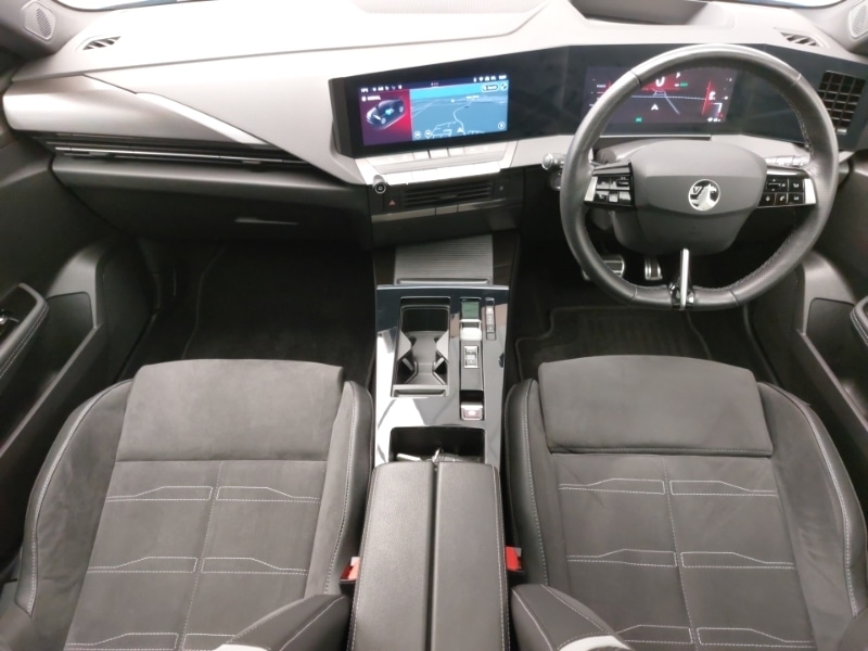 Used Vauxhall Astra 2024 for sale - 77325866: Photo 2