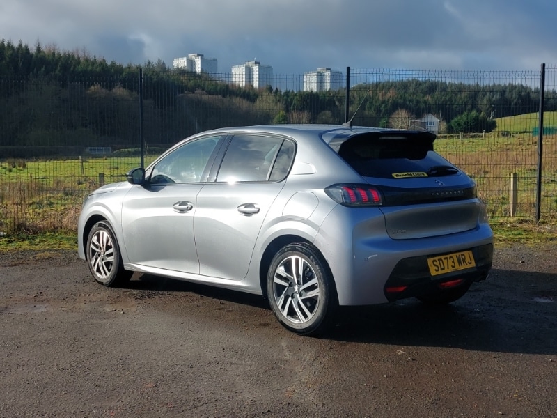 Used Peugeot 208 2023 for sale - 77732003: Photo 3