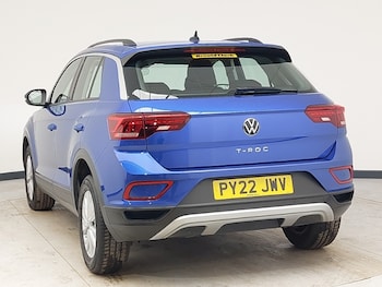Used Volkswagen T-Roc 2022 for sale - 77483955: Photo