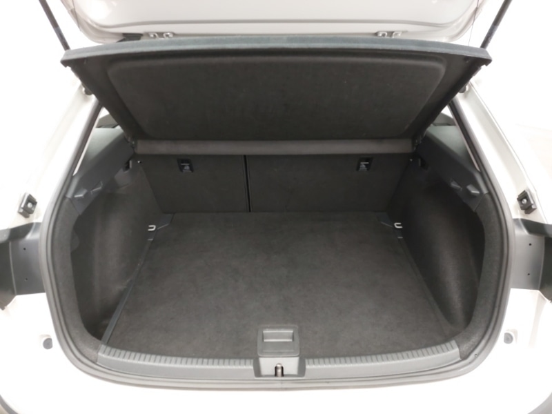 Used Volkswagen Taigo 2023 for sale - 77982132: Photo 8