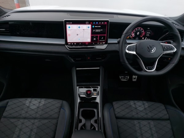 Used Volkswagen Touran 2025 for sale - 76282425: Photo 2