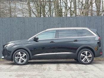 Used Peugeot 5008 2024 for sale - 77975238: Photo