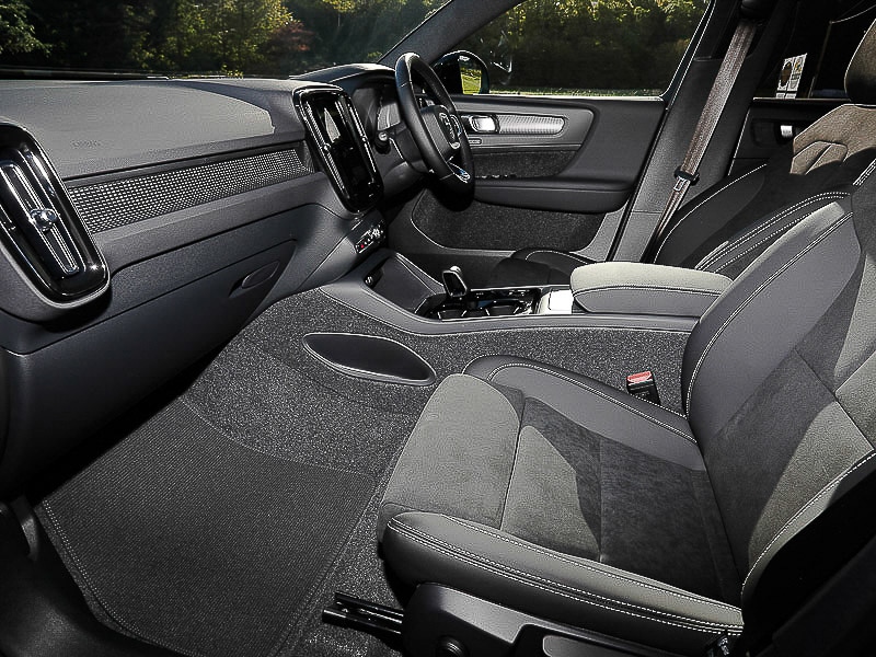 Used Volvo XC40 2025 for sale - 77544926: Photo 5