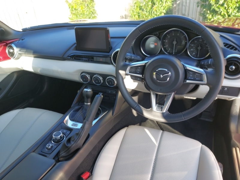Used Mazda MX-5 2023 for sale - 76328662: Photo 2