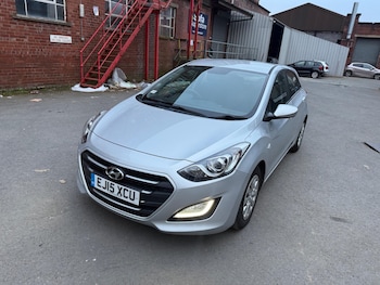 Used Hyundai i30 2015 for sale - 78622903: Photo