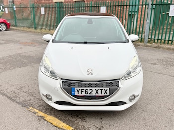 Used Peugeot 208 2012 for sale - 79337300: Photo