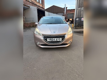 Used Peugeot 208 2014 for sale - 78622696: Photo