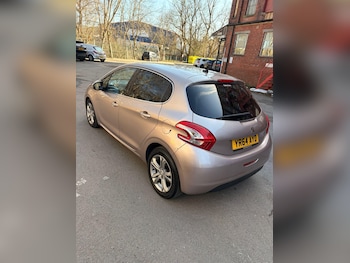 Used Peugeot 208 2014 for sale - 78622696: Photo