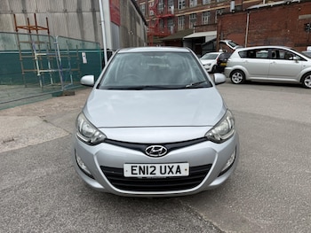 Used Hyundai i20 2012 for sale - 78923325: Photo