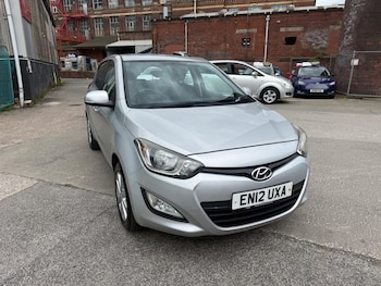 Used Hyundai i20 2012 for sale - 78923325: Photo